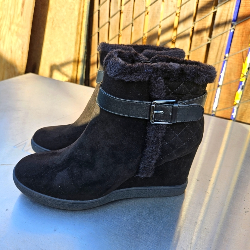 Unisa Black Women's Ankle Boots Size 8.5